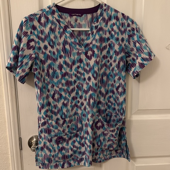 Colorful Patterned Scrub Tops - Picture 10 of 11